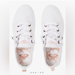 Roxy Libbie slip on sneakers